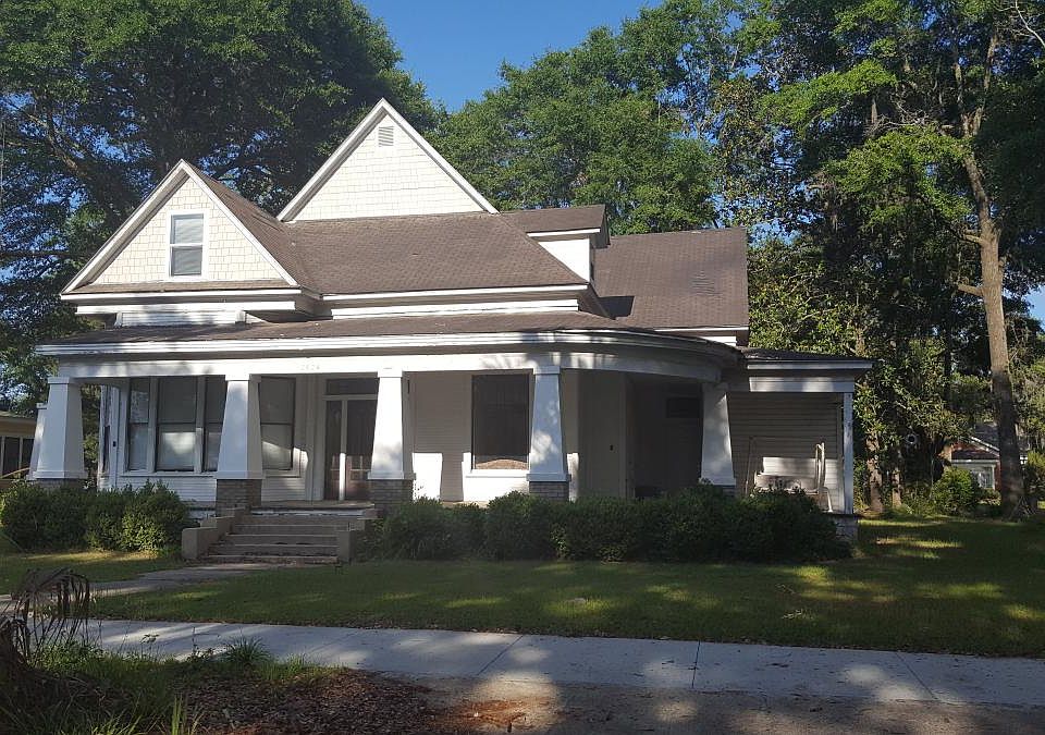 1st image of 2924 Green St