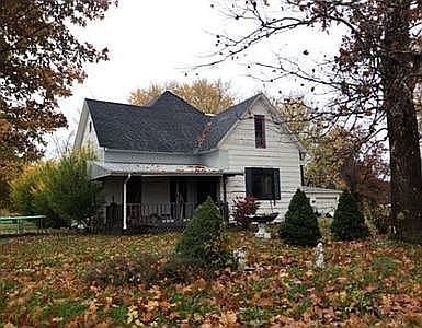 1st image of 612 Congress St