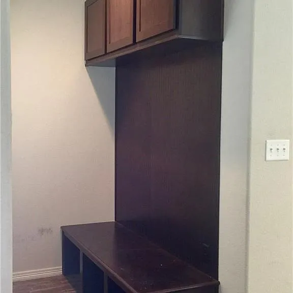109 Ehlinger Dr — Photo 17