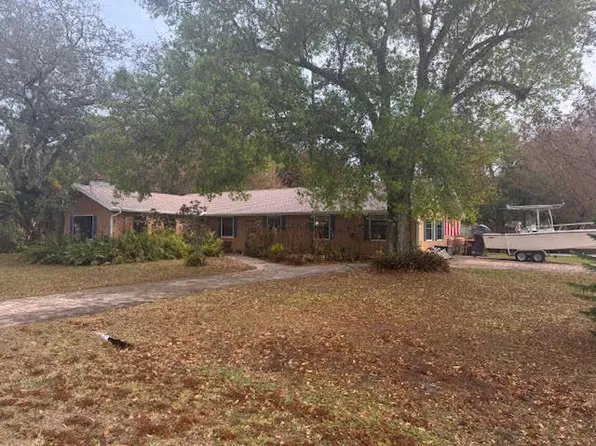 3329 10th Street SW, Vero Beach, FL 32968