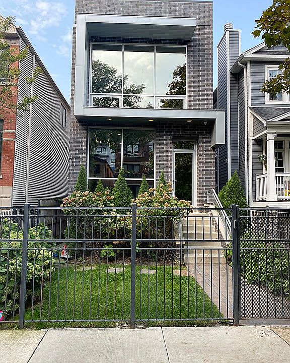 1st image of 1744 N Artesian Ave