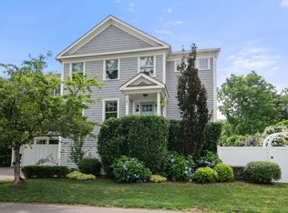 141 Veres St, Fairfield, CT 06824
