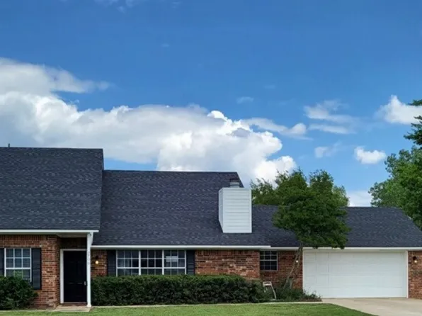 2700 Little John Dr, Durant, OK 74701
