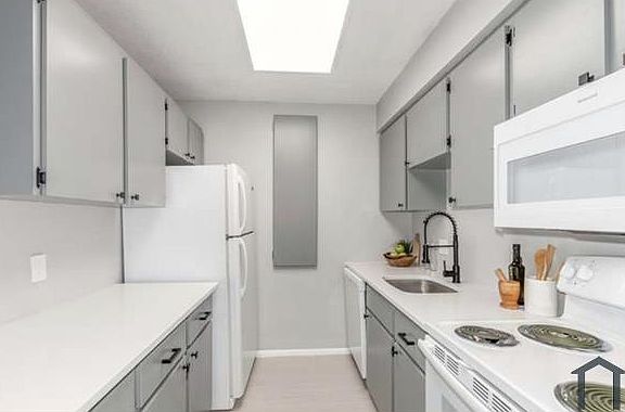 5th image of 5770 E Warren Ave APT 115