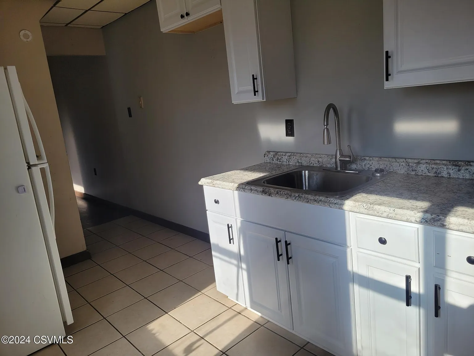 2 bed, 1000 sqft, $950 — Photo 3