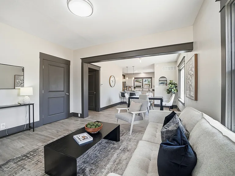 330 Jefferson St — Photo 11