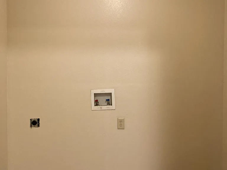10 W 4th St #10B — Photo 3