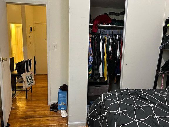 5th image of 164 E 85th St APT 1R