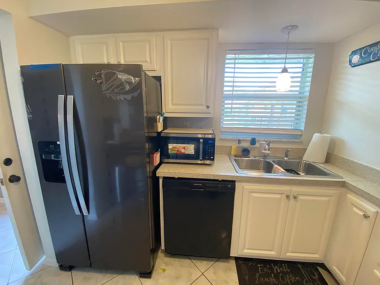 715 Lori Dr #304 — Photo 17