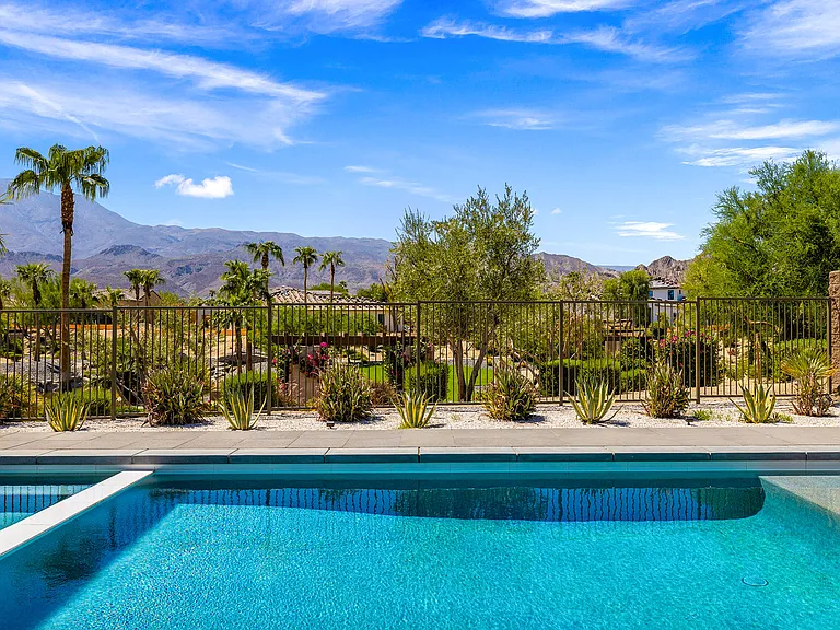 57530 Stone Creek Trl W — Photo 8