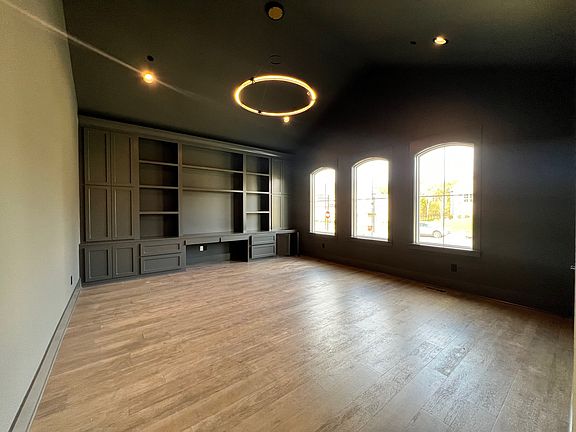 4th image of 1011 Sinatra Dr Lot 2