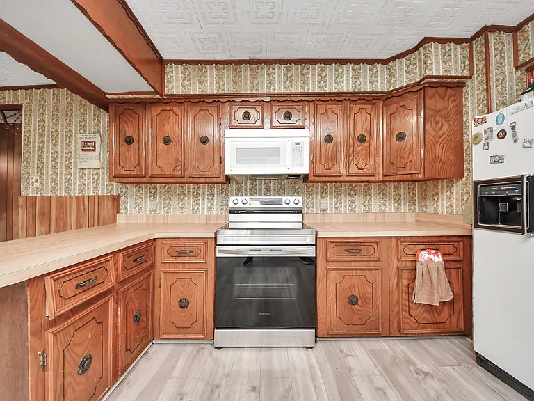 535 Pampa St — Photo 28