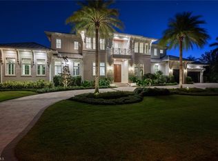 330 Broad AVE N, NAPLES, FL 34102
