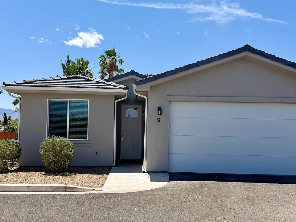 133 S Grapevine Rd #9