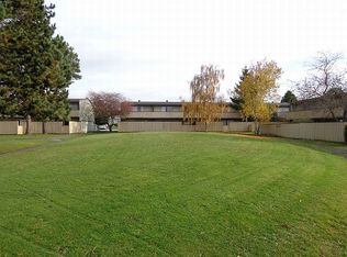 1780 Forest Rd #W60, Saanich, BC V8N1H6