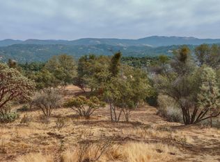 2 Stillmeadow Ln, Oakhurst, CA 93644