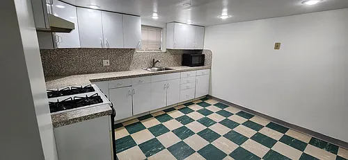 55 Hamilton Ave #A Photo 1