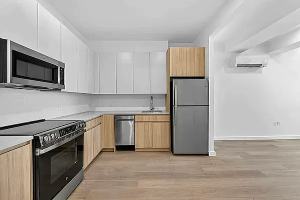 Kitchen, photo 1