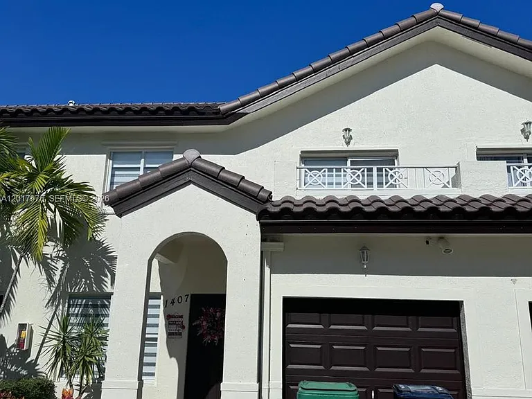 8851 NW 110th Pl #1407 — Photo 2