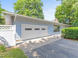 2730 Mission Ct, New Brighton, MN 55112