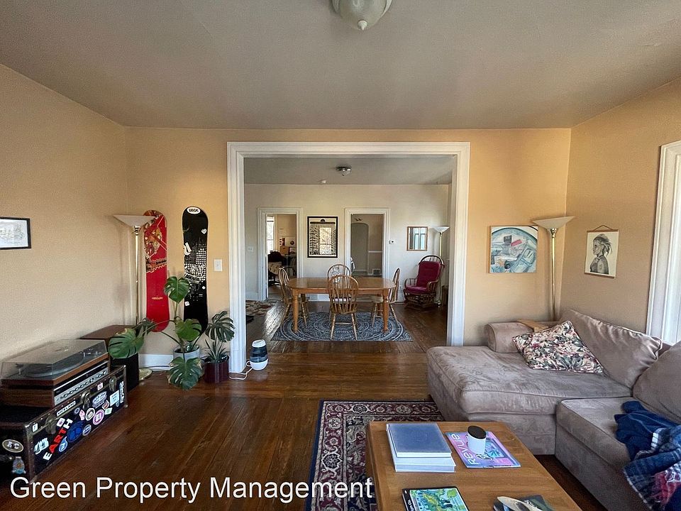 1st image of 1015 Fremont Ave NW #2