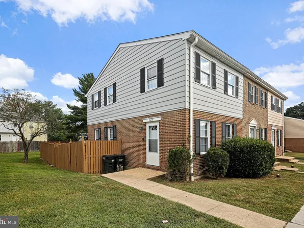 8218 Tomlinson Ct, Severn, MD 21144