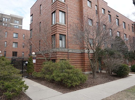 2nd image of 1208 W Chase Ave APT 3C