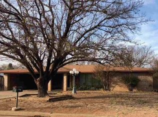 1206 S 14th St, Lamesa, TX 79331