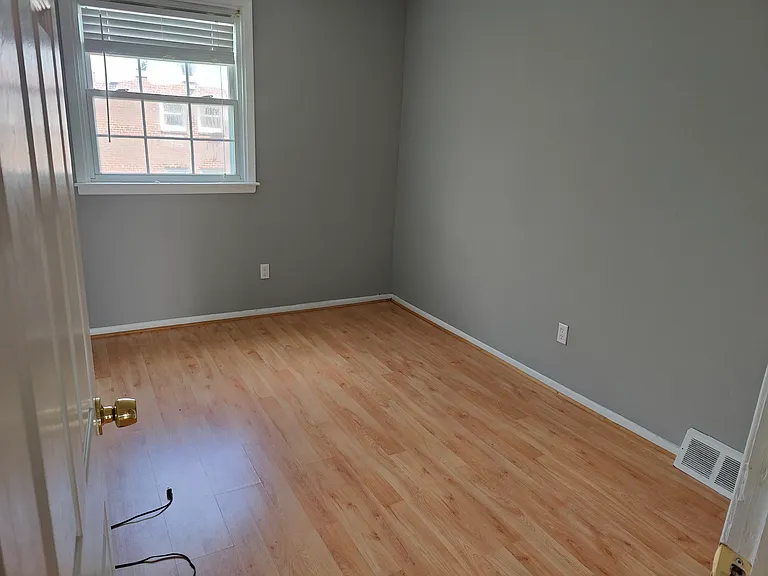 205 Erica Ter #2 — Photo 10