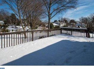 303 Cranberry Dr, Huntingdon Valley, PA 19006