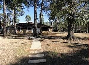1st image of 3035 Curtis Ln