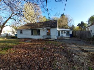 2587 McKinley St, Kalamazoo, MI 49004