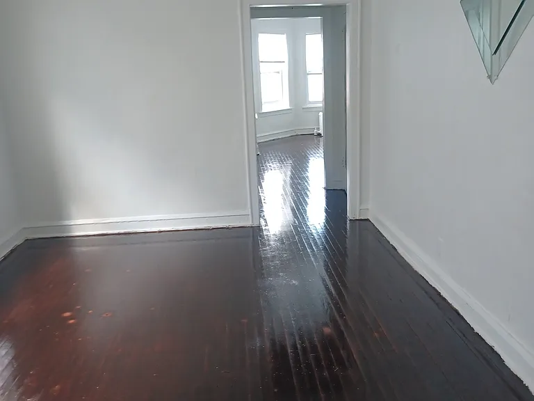 7711 S East End Ave #3 — Photo 3