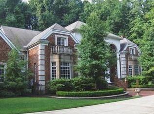 8690 Whitetail Run Ln, Mentor, OH 44060