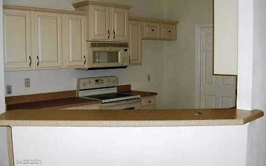 4th image of 347 Chicago Way NE