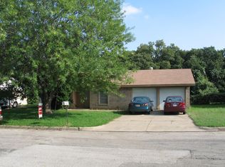 3420 Appletree Ct, Forest Hill, TX 76140