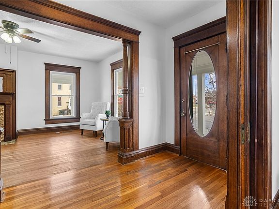 5th image of 502 E Canal St
