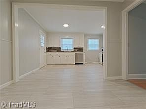 5th image of 443 Reese Rd