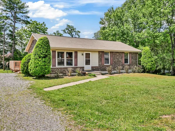 3104 Spring Creek Ct, Clarksville, TN 37040