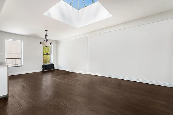 Rented by Stribling | media 24