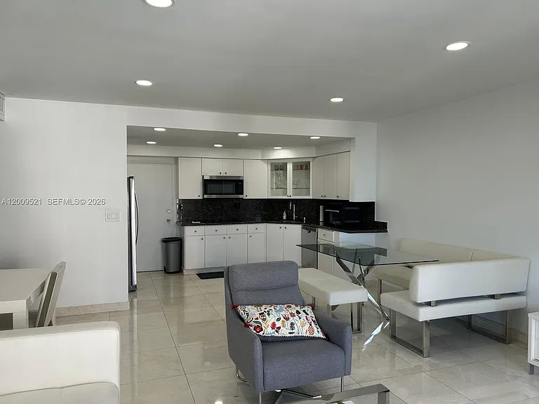 1408 Brickell Bay Dr #1002 — Photo 25