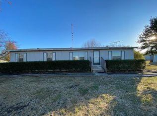 619 Majors Rd, Van Alstyne, TX 75495