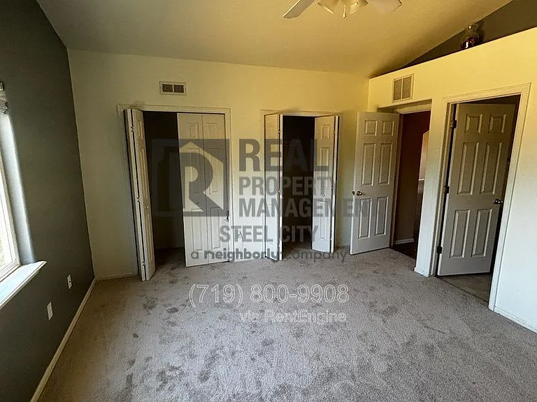 813 Ardath Ln — Photo 20