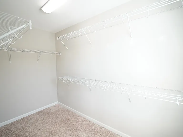 215 Shelton St — Photo 20