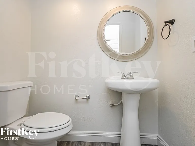 7427 E McKinley St — Photo 16