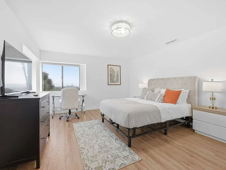 1615 California Pl — Photo 22