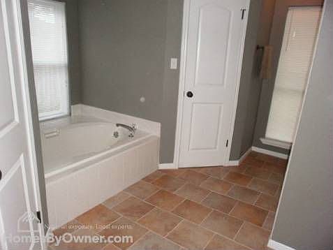 2nd image of 112 Mariner Dr