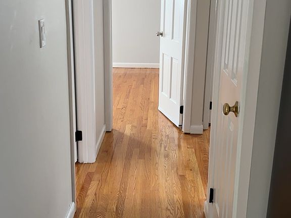 4th image of 24 Keats St Floor 1