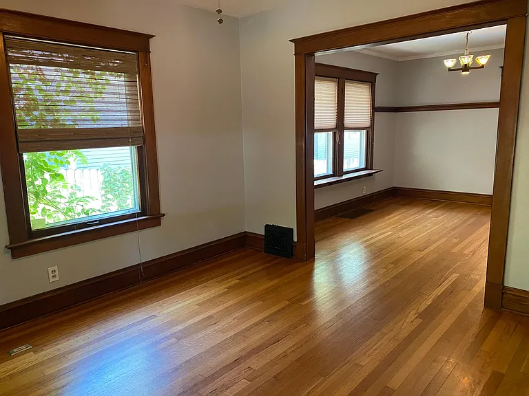 4624 Fairmount Ave — Photo 6