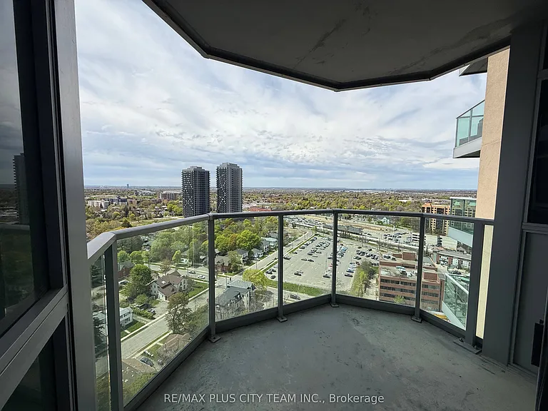 9 George St N #2114 — Photo 13